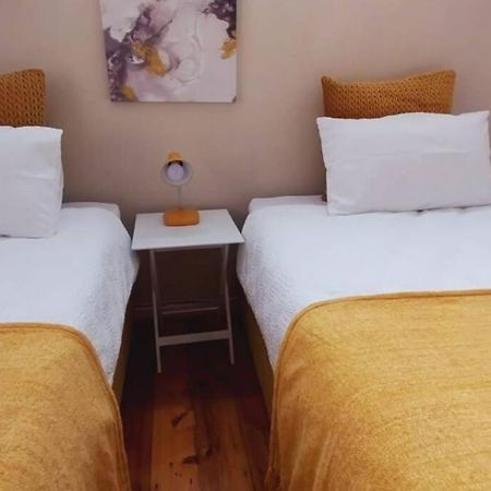 Spacious 1 Bedroom, Self Catering Apartment In Glenwood, 德班 外观 照片